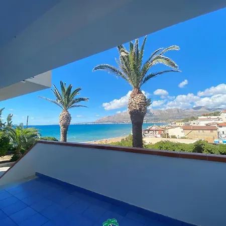 Daire Le Palme Vacanze Trappeto (Sicily)